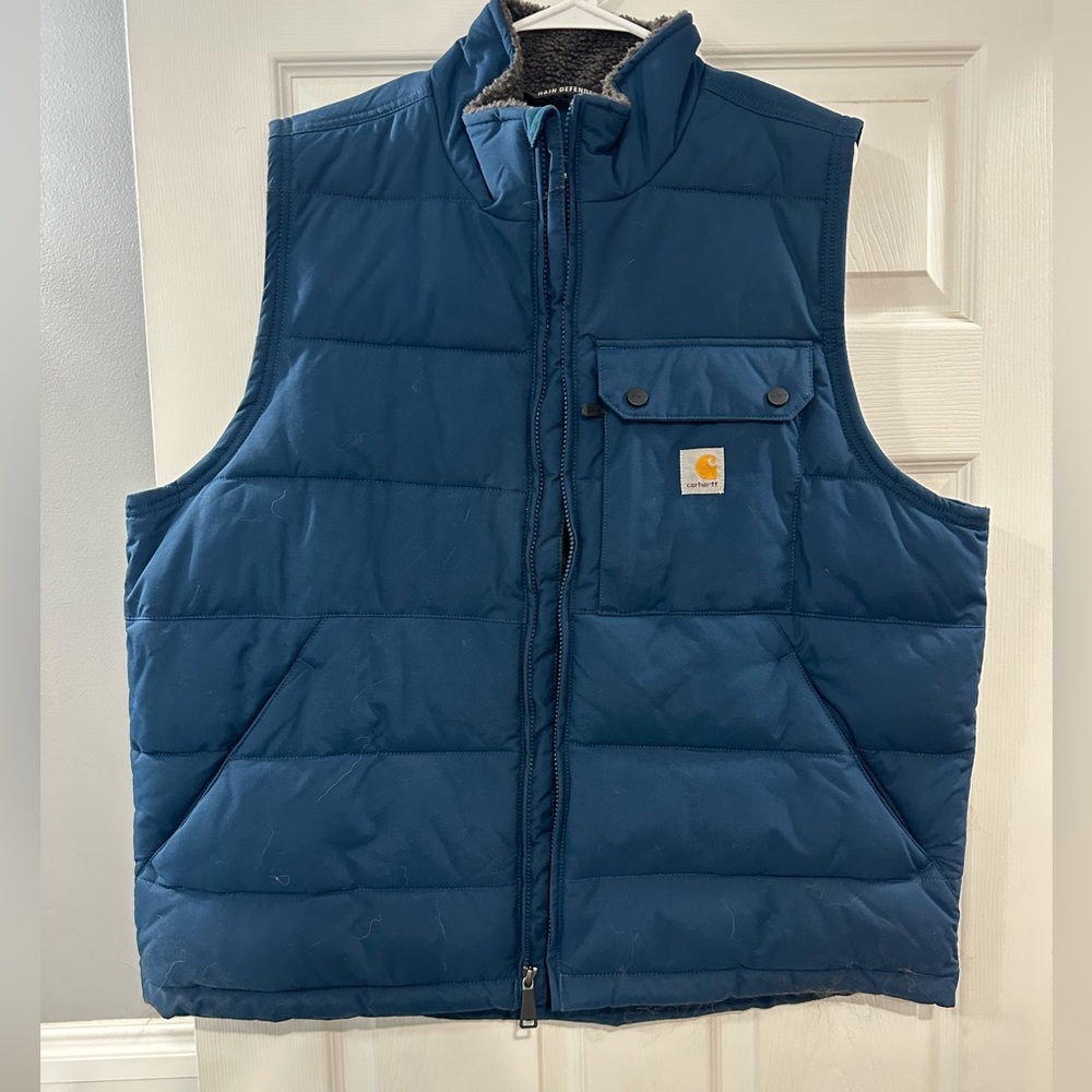 Men’s Carhartt vest